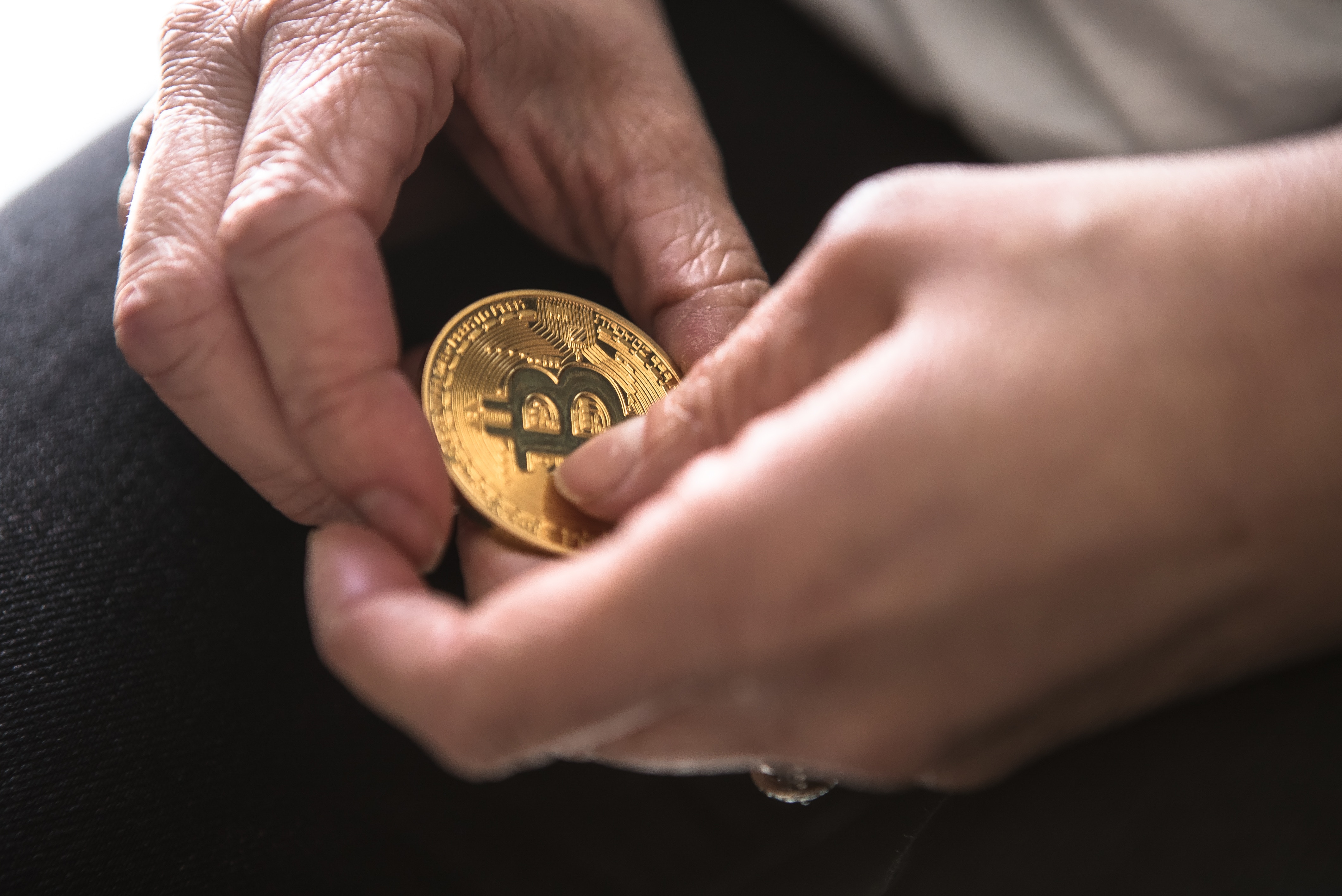 Countdown to Bitcoin Halving - will Bitcoin deliver on analysts' predictions?