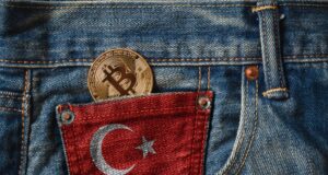 Amid new crypto regulations in Turkey, institutional players enter market, while some firms opt for liquidation due to compliance challenges.