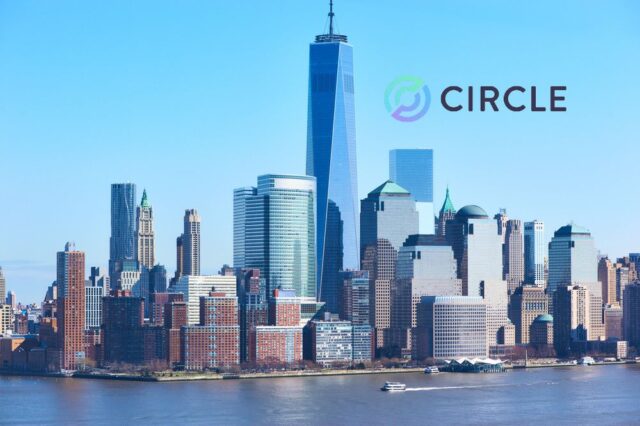 Crypto Meets Wall Street: Circle Moves HQ to One World Trade Center Amid IPO Buzz Circle USDC moves its headquarters to New York, aligning with Wall Street and preparing for its upcoming IPO, signaling stablecoin integration in finance.