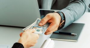 FTX Payout Plan Approved Amid Controversy Over Cash vs. Crypto