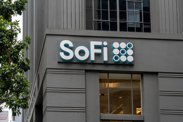 SoFi Bank Launches SoFi Stablecoin on Ethereum, Targeting Enterprise Payments Infrastructure