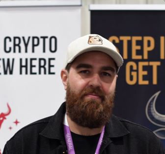 Alex Hoffmann, Head of Ecosystem at DogeOS