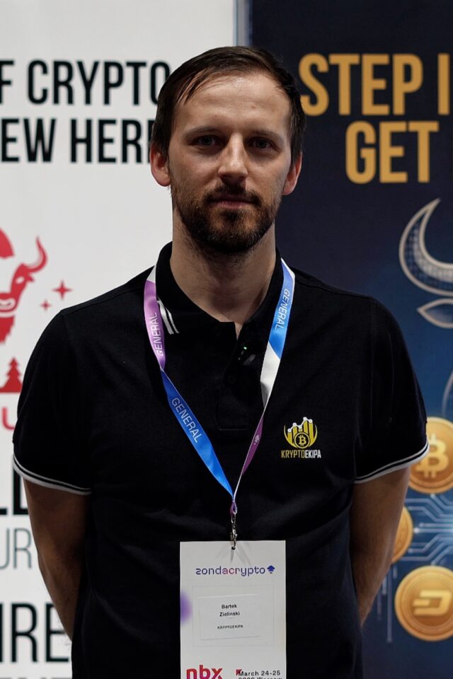 Bartek Zielinski, Kryptoekipa