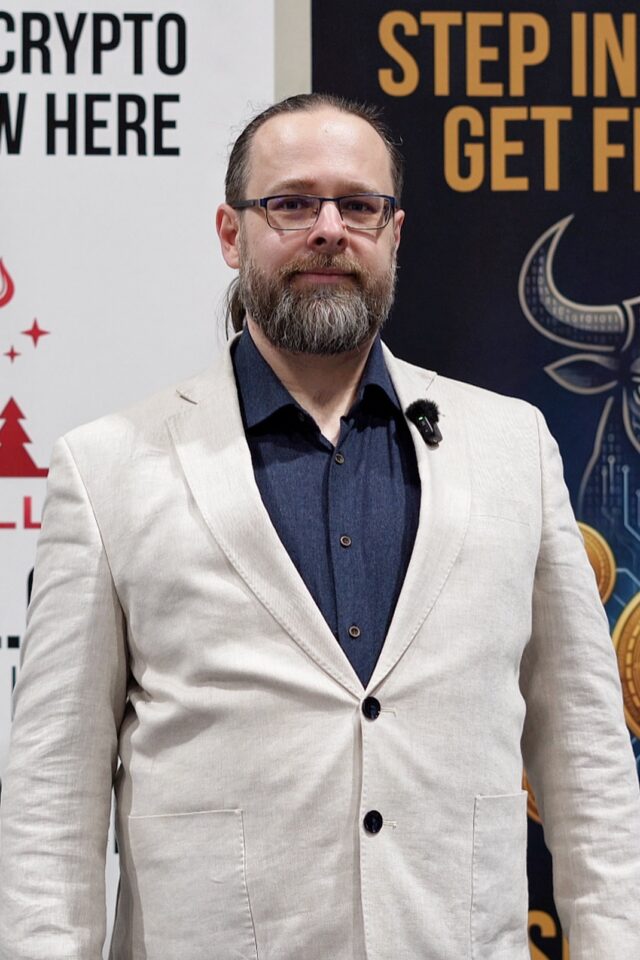 Maciej Wasilewski, MeWe.com